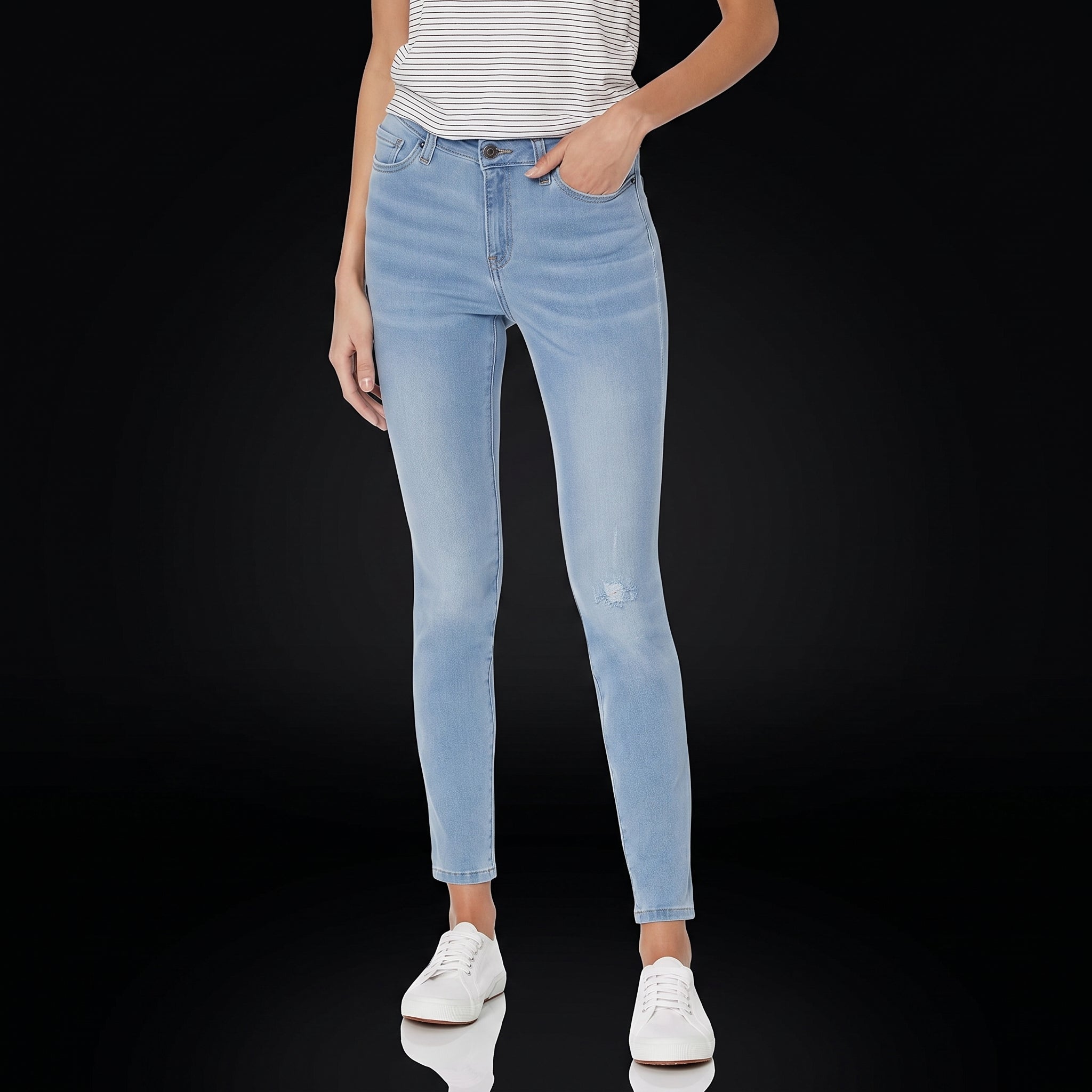 Amazon Essentials Women's Mid-Rise Stretchy Skinny Jeans