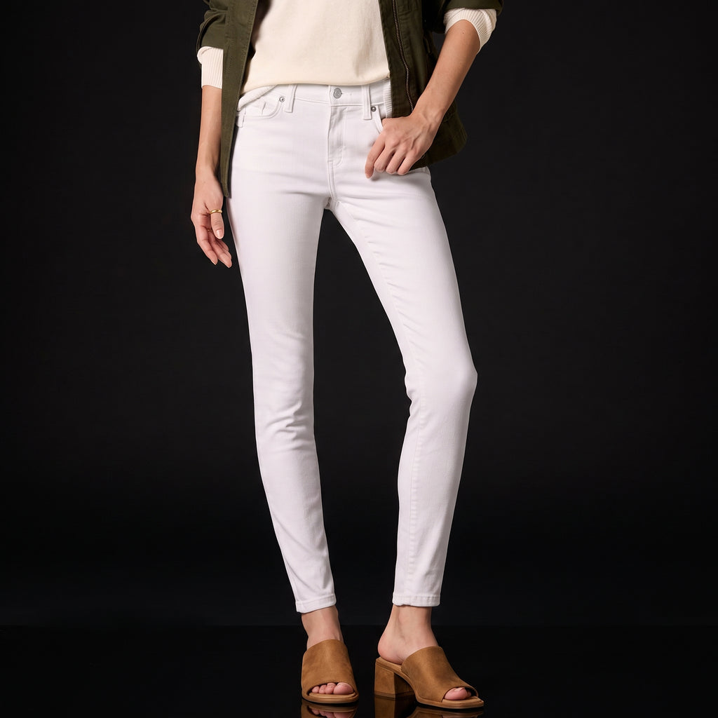 Amazon Essentials Women's Mid-Rise Stretchy Skinny Jeans