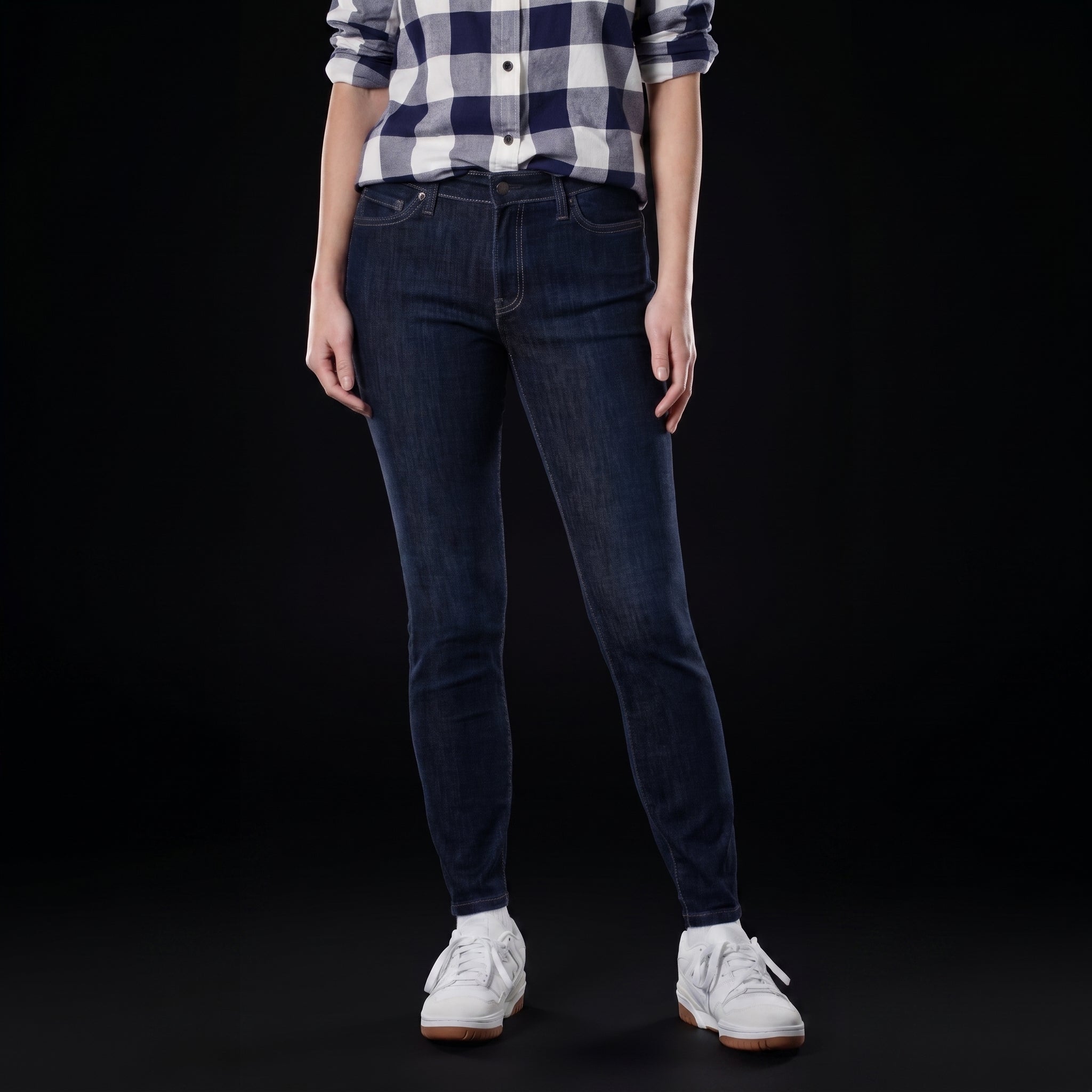 Amazon Essentials Women's Mid-Rise Stretchy Skinny Jeans